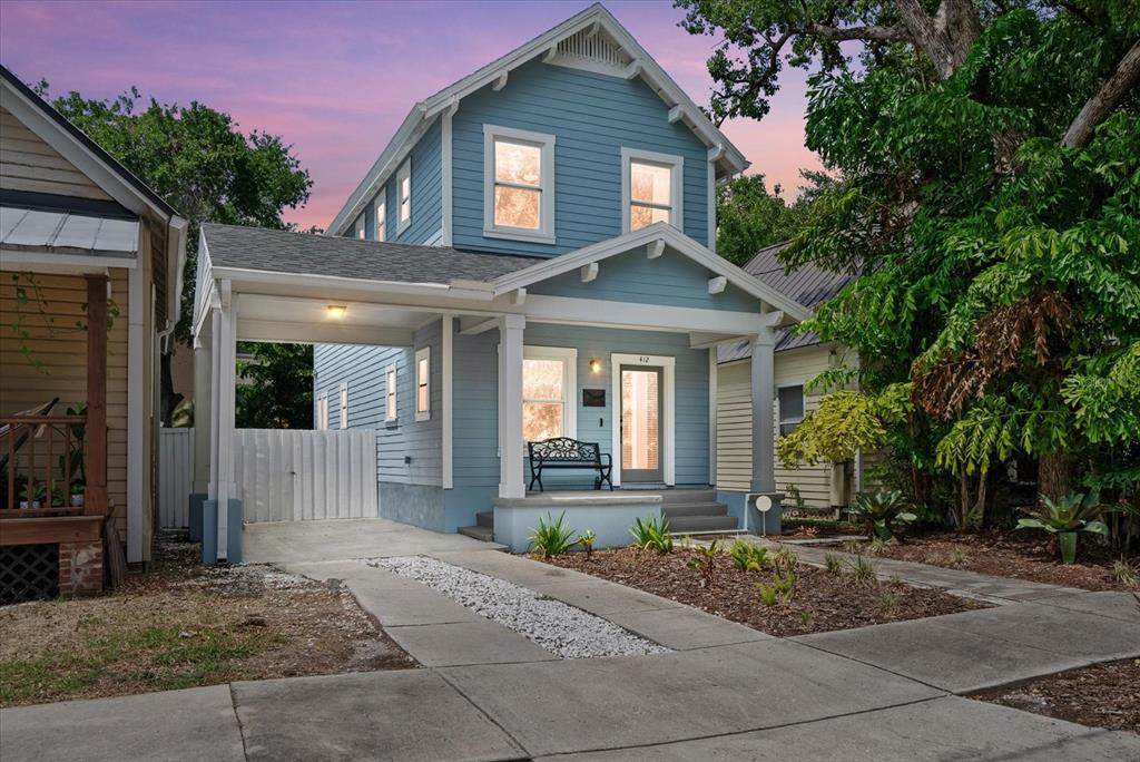 412 Amelia Avenue - Photo 1