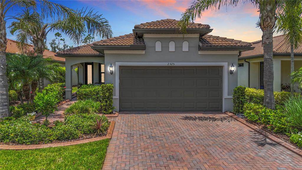 2525 Daisy Drive - Photo 1