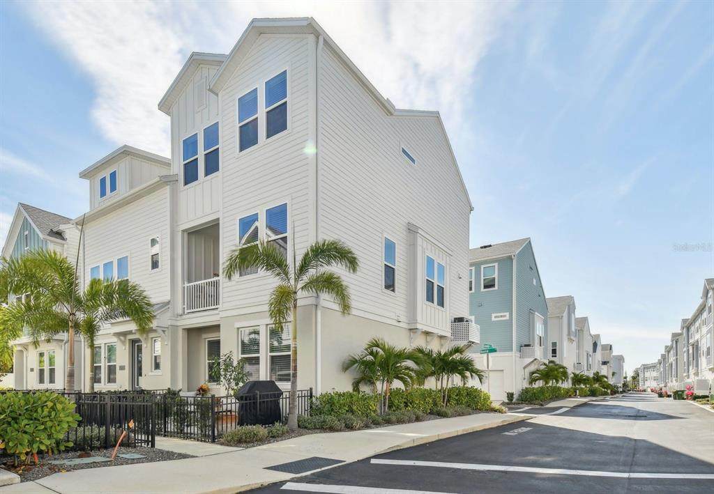 2500 Boone Court - Photo 1