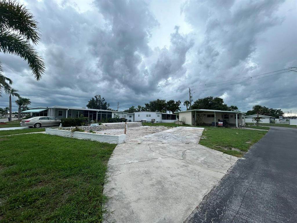 5302 Chateau Lane - Photo 1