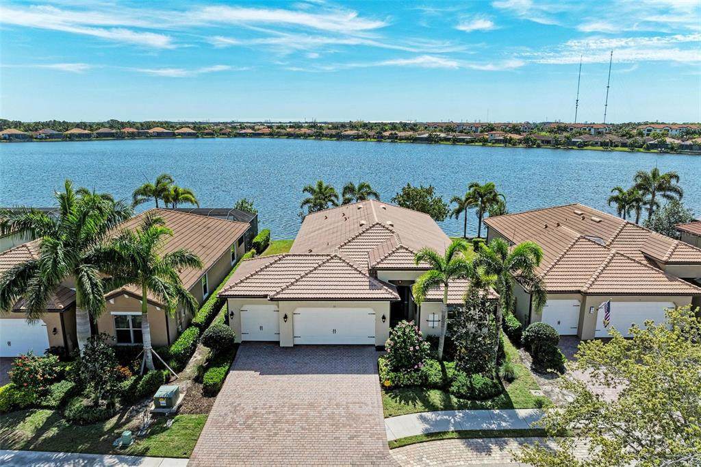 138 Toscavilla Boulevard - Photo 1