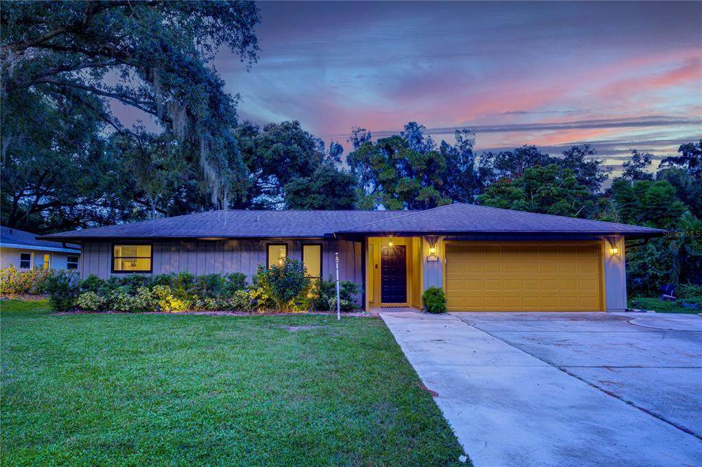 2239 Wells Avenue - Photo 1