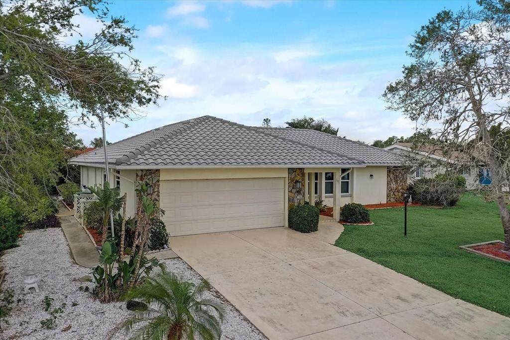 10 Stone Mountain Boulevard - Photo 1