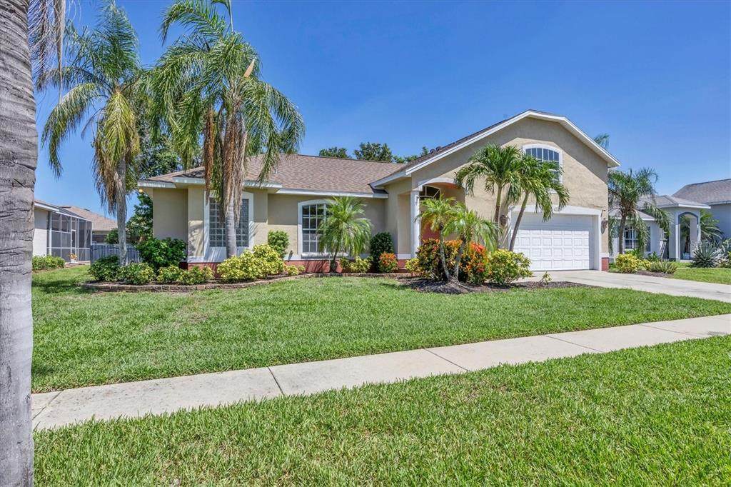 815 Greenview Drive - Photo 1
