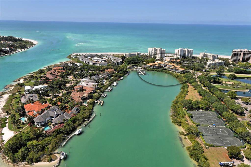 225 Sands Point Road - Photo 1