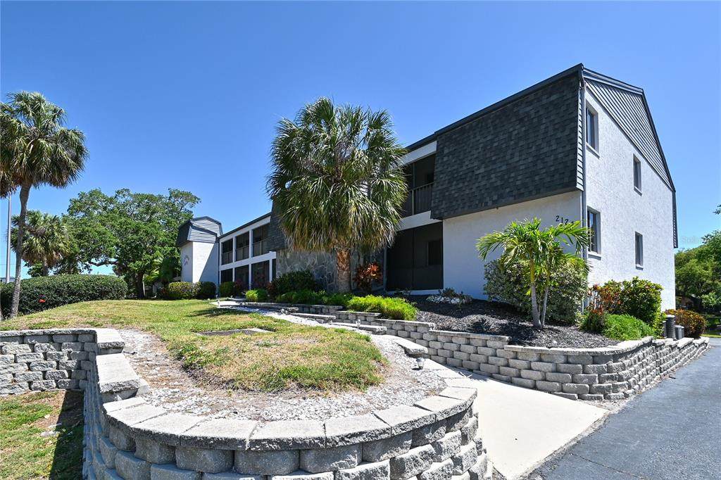 2124 Tamiami Trail - Photo 1
