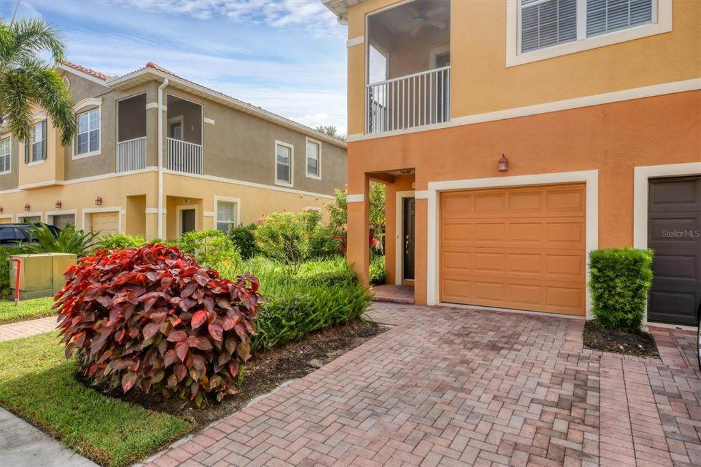 7912 Limestone Lane - Photo 1