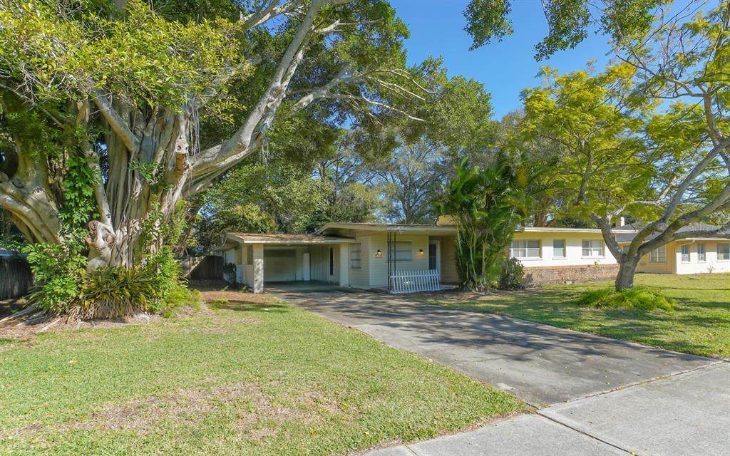2461 Ringling Boulevard - Photo 1