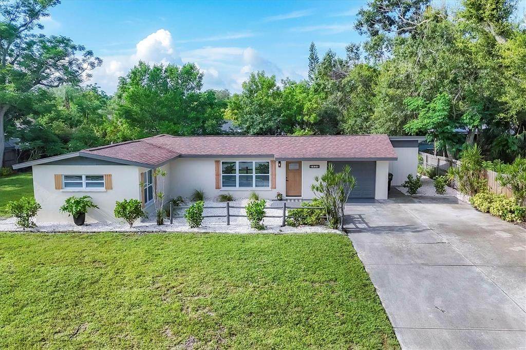 2426 Calamonga Lane - Photo 1
