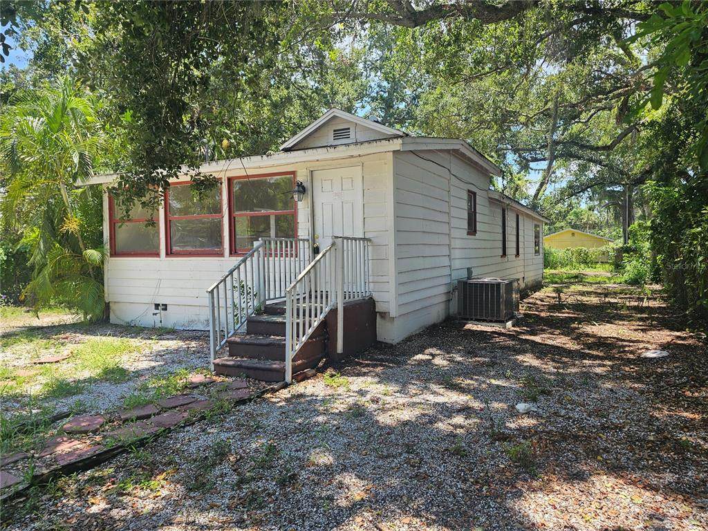 1468 19TH Street - Photo 1