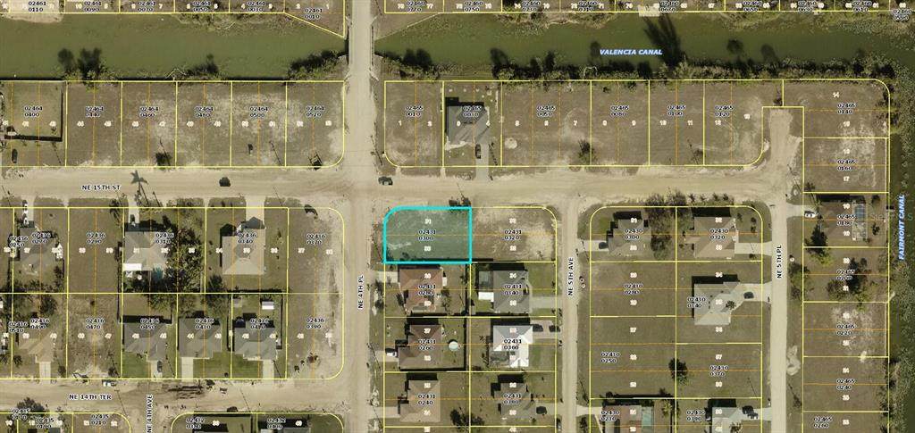 1429 4TH Place - Photo 1