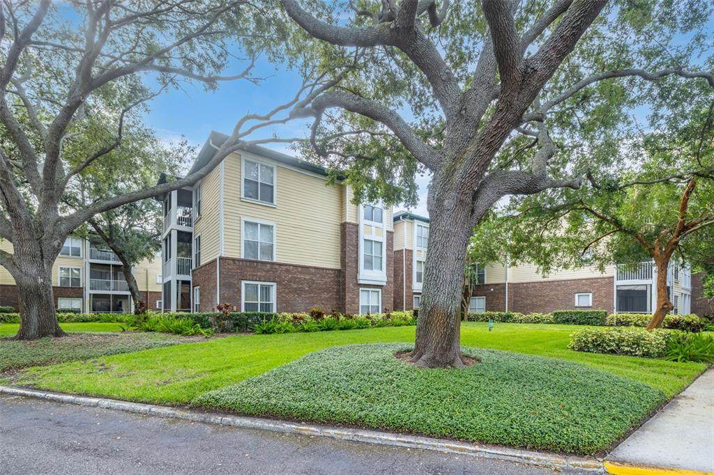 10020 Strafford Oak Court - Photo 1