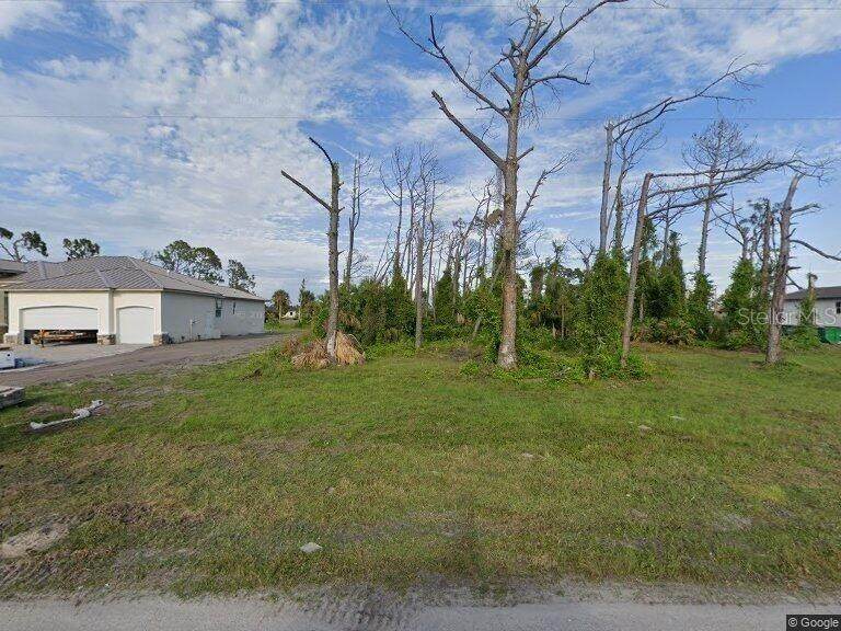 239 Rotonda Boulevard - Photo 1