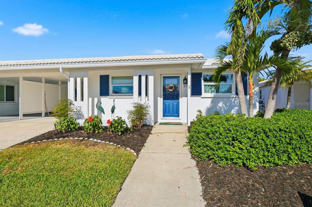 573 Spanish Drive - Photo 1