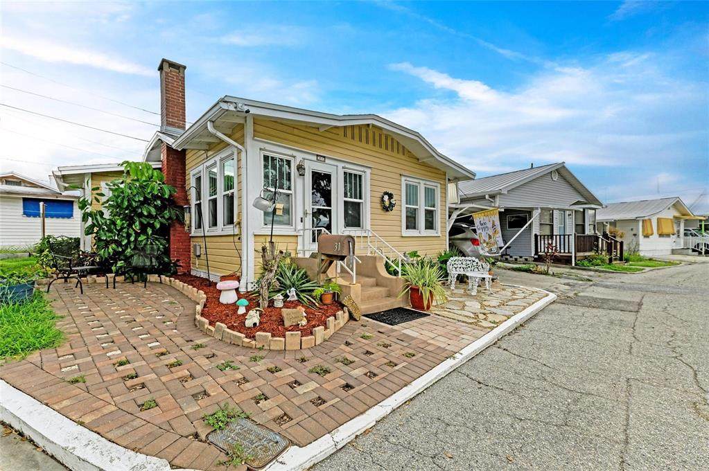 31 Seminole Drive - Photo 1