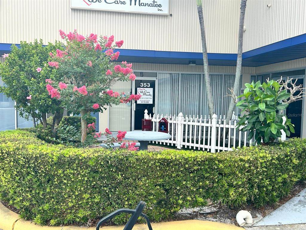 353 6TH Avenue - Photo 1