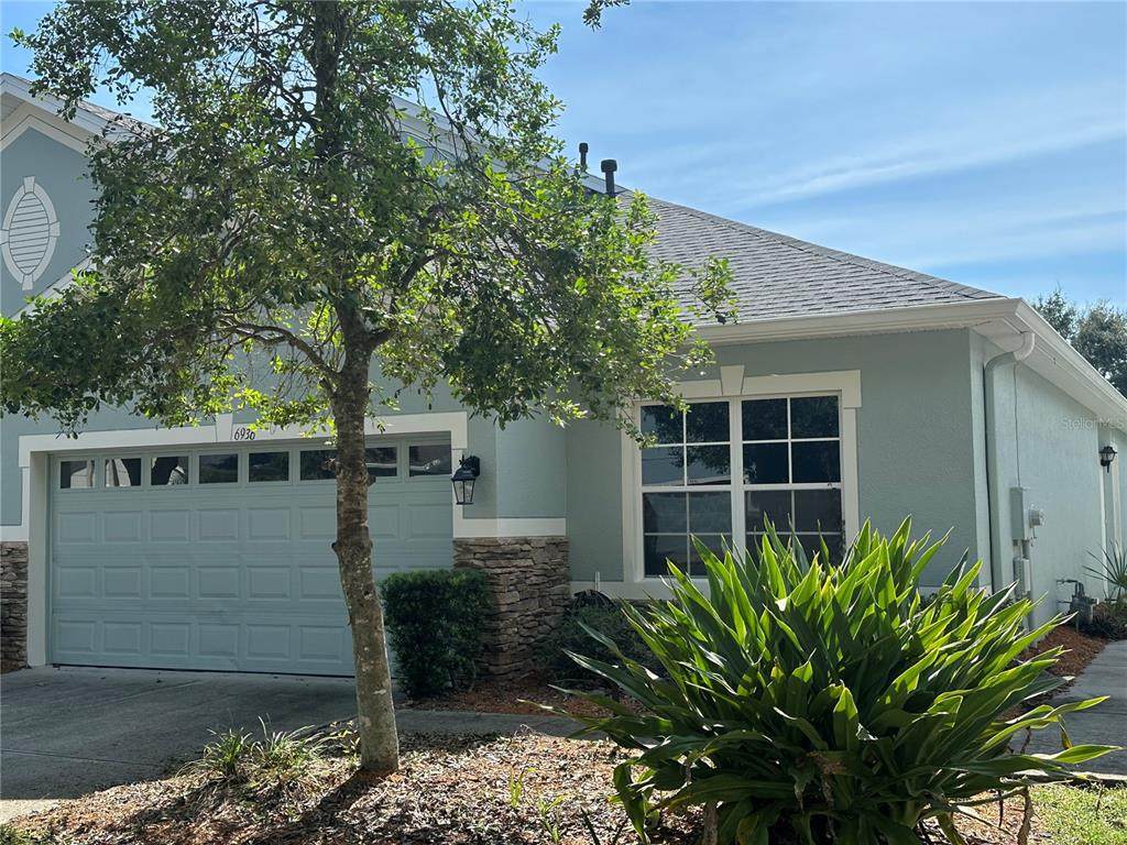 6936 Surrey Oak Drive - Photo 1