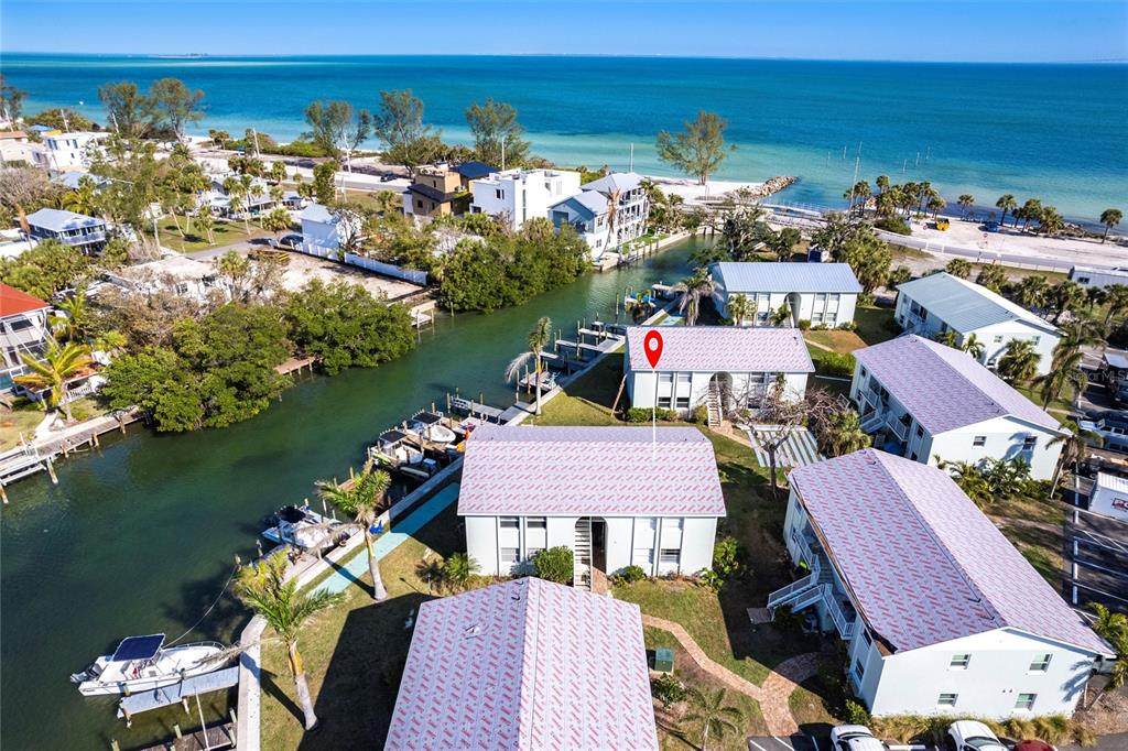 522 Pine Avenue - Photo 1