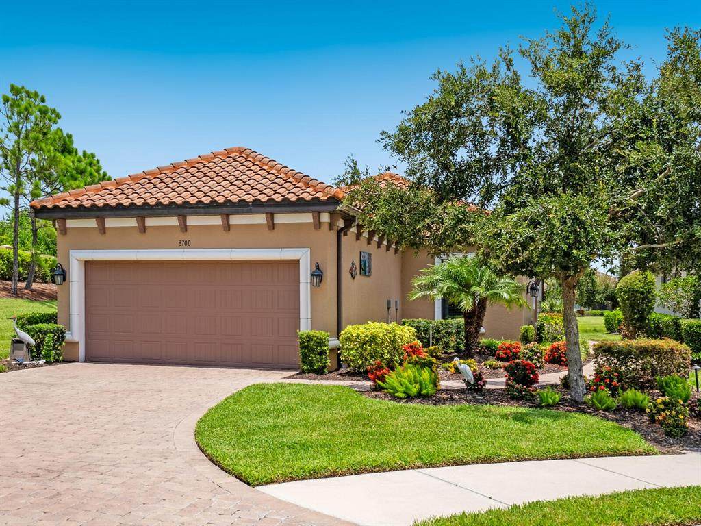 8700 Trattoria Terrace - Photo 1