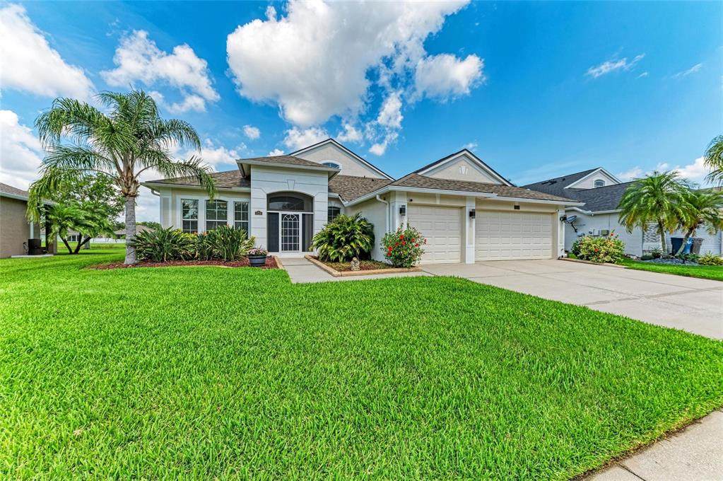 5319 120TH Avenue - Photo 1