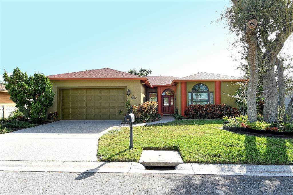 919 65TH Street - Photo 1