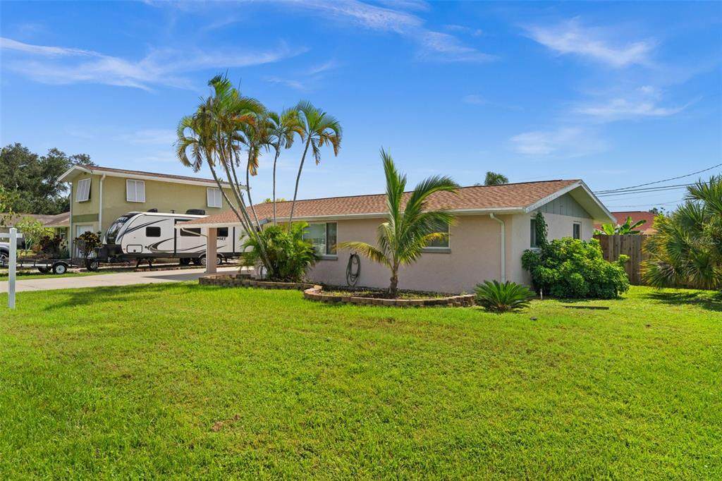 219 Coral Road - Photo 1