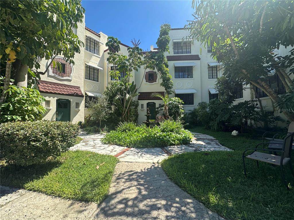 210 17TH Street - Photo 1