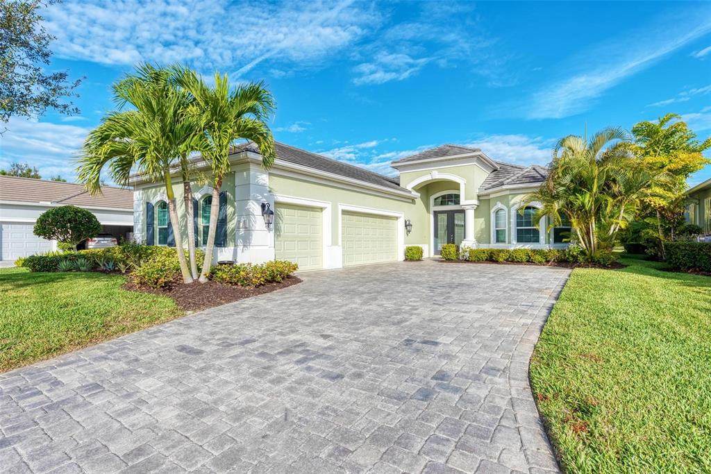 6715 Curzon Terrace - Photo 1