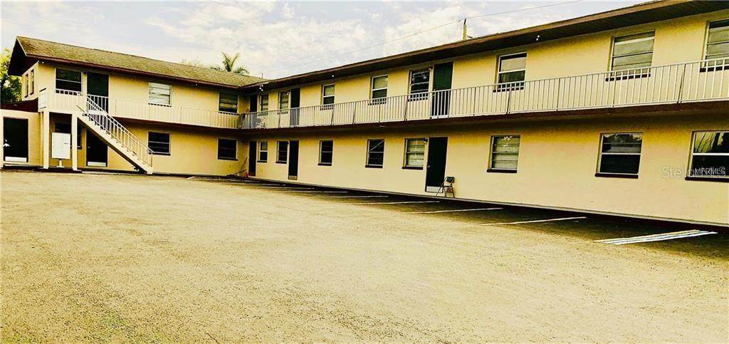 2700 Palmadelia Avenue - Photo 1