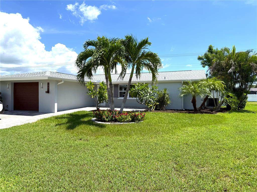 6841 Roxbury Drive - Photo 1