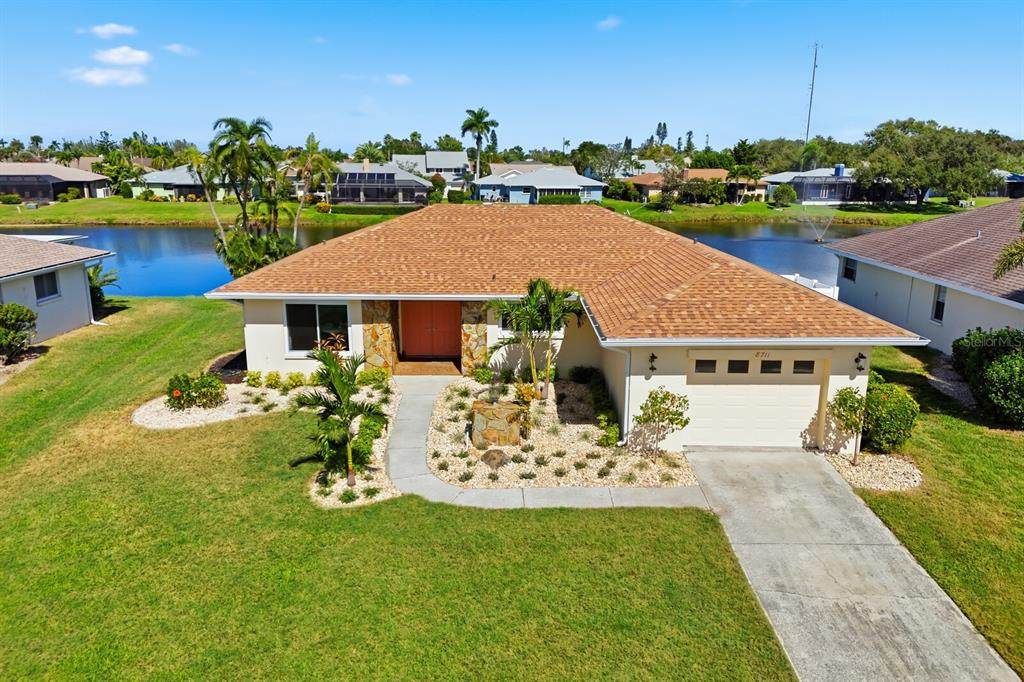 8711 51ST Avenue - Photo 1