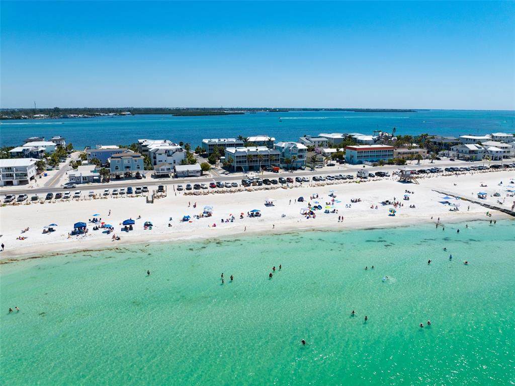 901 Gulf Drive - Photo 1