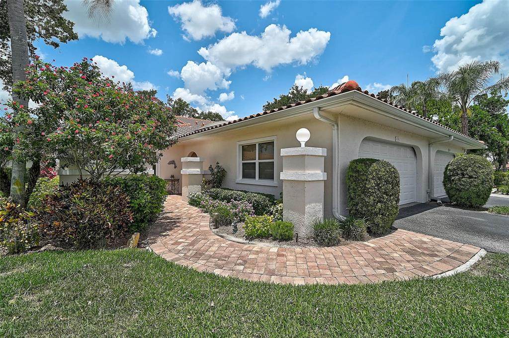 7341 Golf Pointe Circle - Photo 1