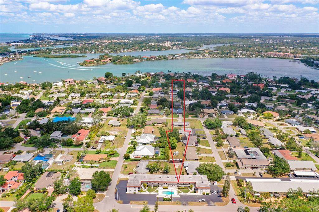 504 Narvaezi Street - Photo 1