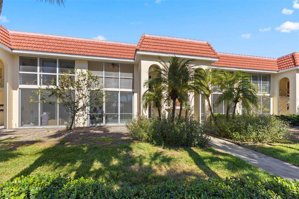 137 Avenida Messina - Photo 1