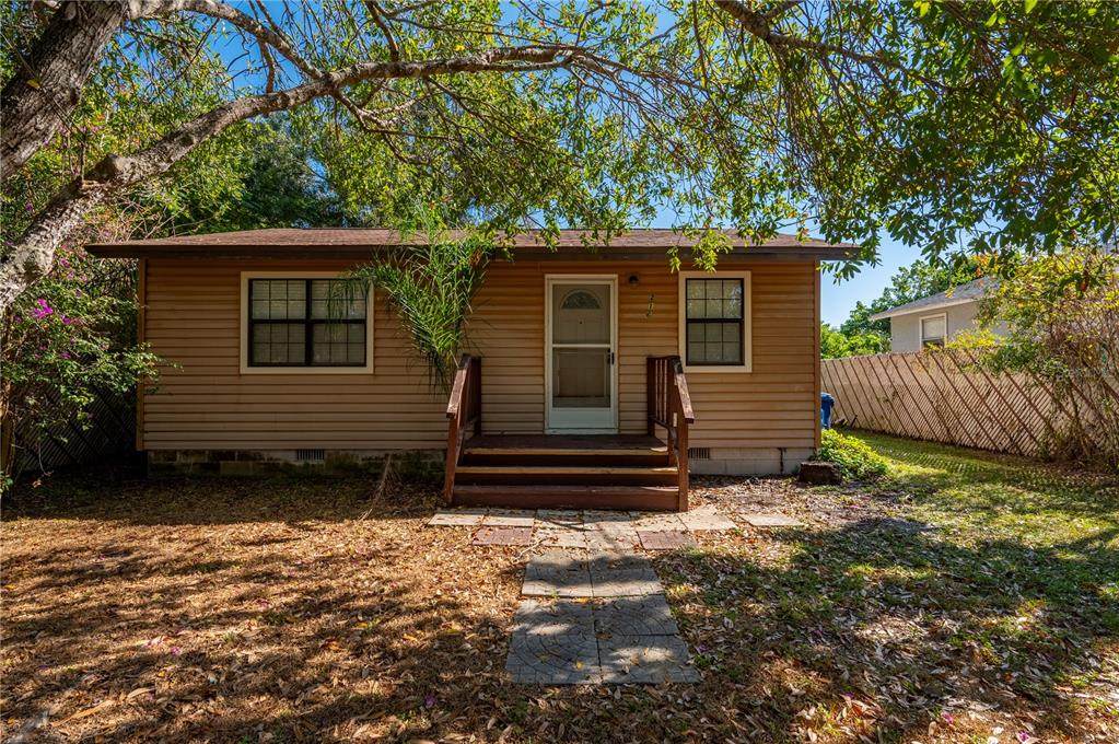 216 Glenwood Avenue - Photo 1