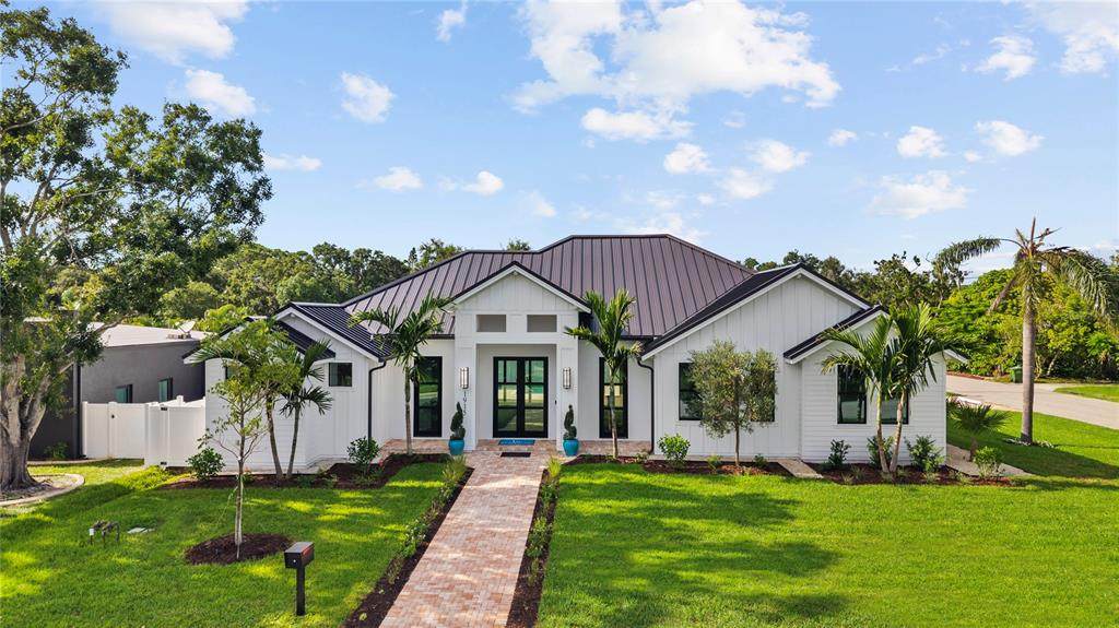 1915 Tulip Drive - Photo 1