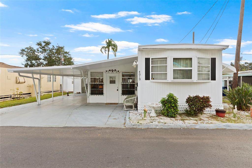 4019 Oakwood - Photo 1