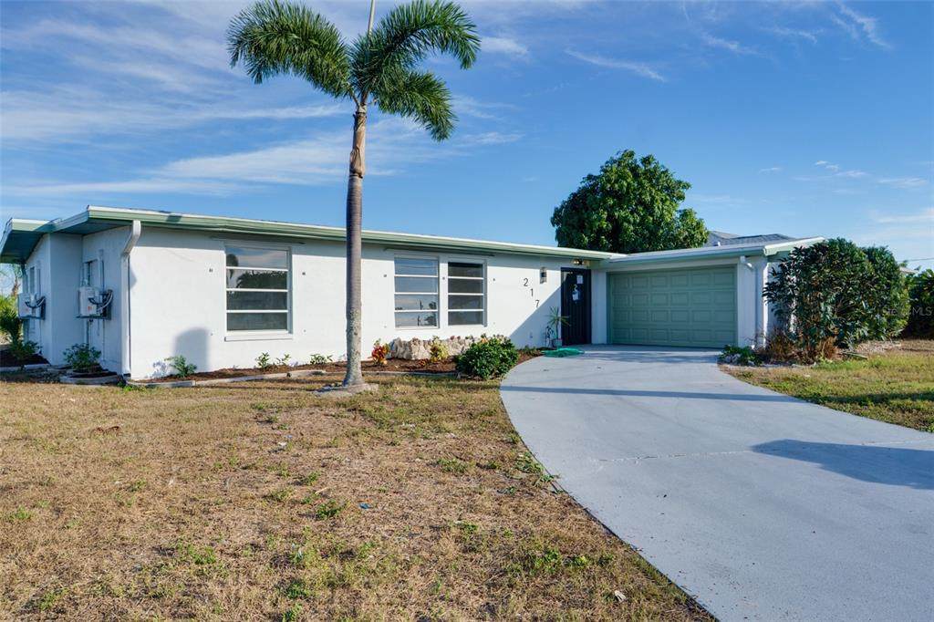 217 Tarpon Boulevard - Photo 1