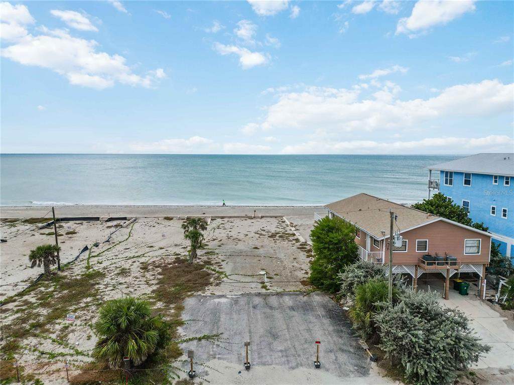 1120 Shore View Drive - Photo 1