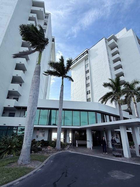 19 Whispering Sands Drive - Photo 1