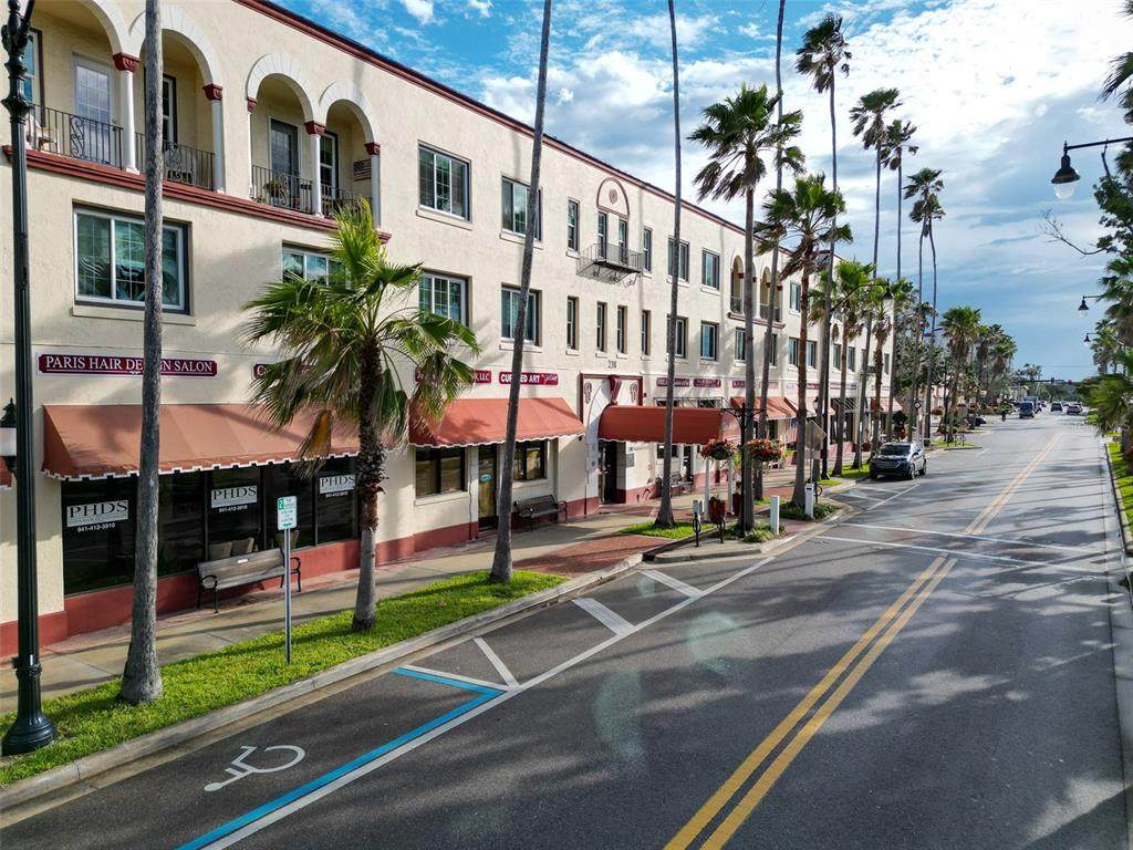 244 Tampa Avenue - Photo 1