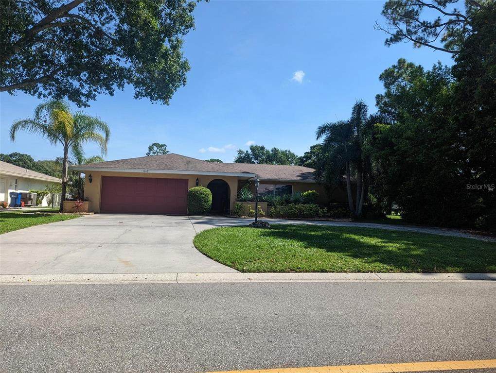 5409 Palm Aire Drive - Photo 1