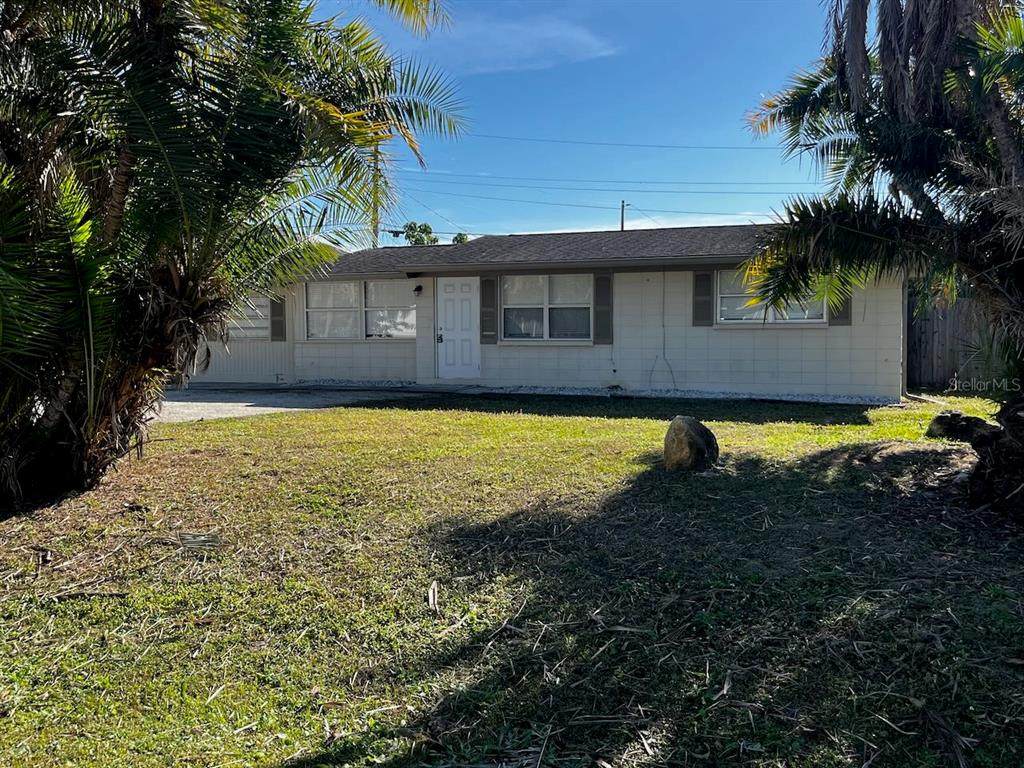 425 Palmetto Drive - Photo 1