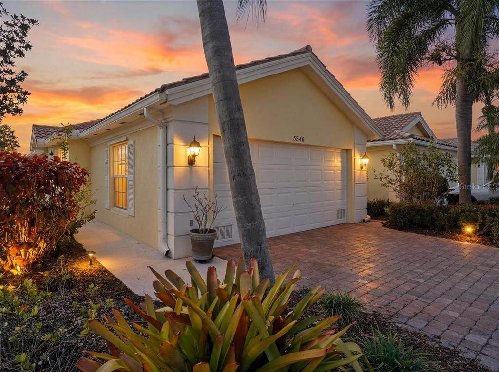 5546 Modena Place - Photo 1