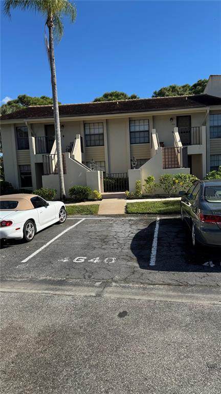 4640 Weybridge - Photo 1