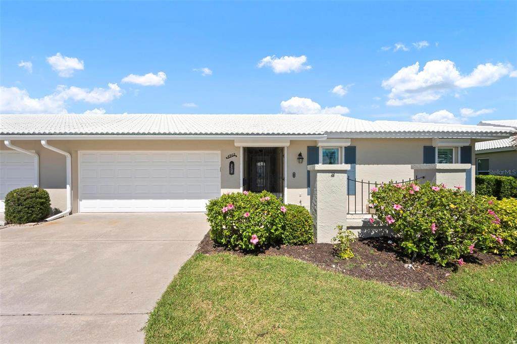 6902 8TH Avenue - Photo 1