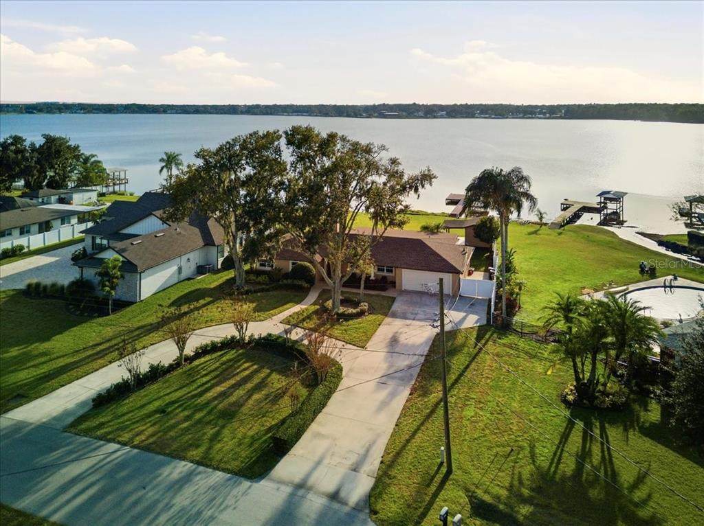 5530 Driftwood Drive - Photo 1