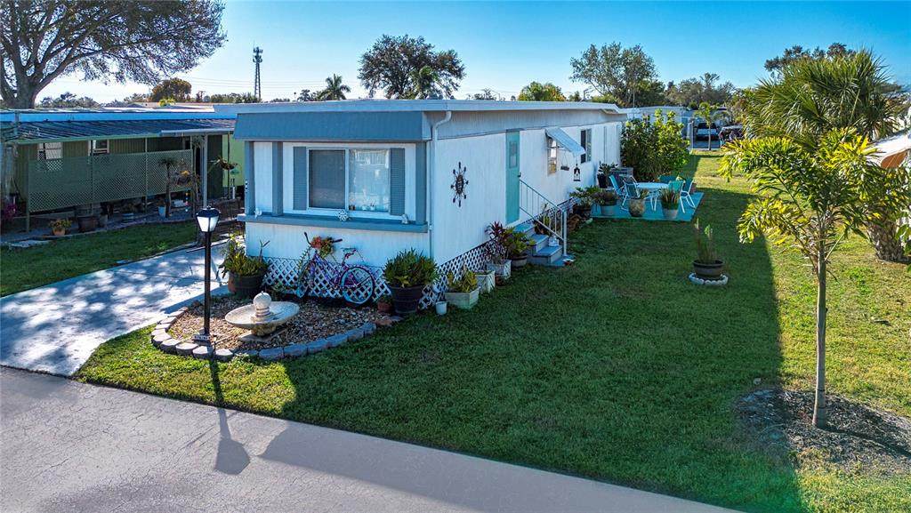 420 49TH Street - Photo 1