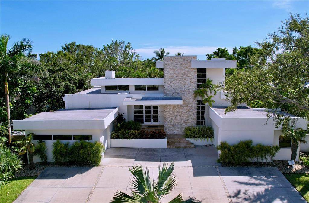 1347 Harbor Drive - Photo 1